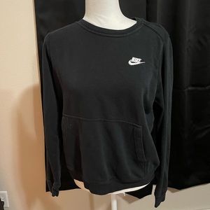 Women’s nike crew neck